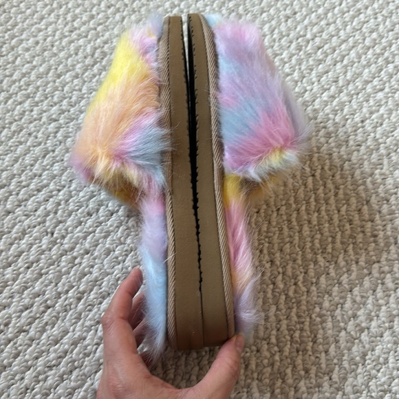 Minnetonka Lolo Slide Slipper - Unicorn - Picture 8 of 11